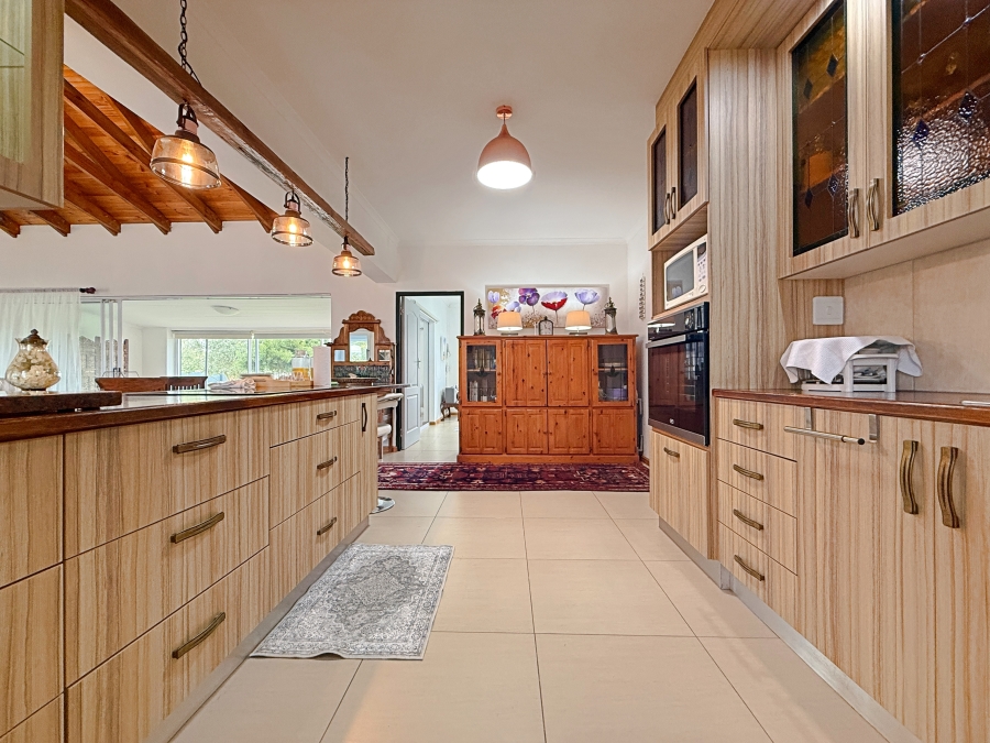 4 Bedroom Property for Sale in Country Club Western Cape